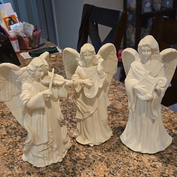 Vintage Partylite Set of Three White Angel Figurines - Picture 9 of 11